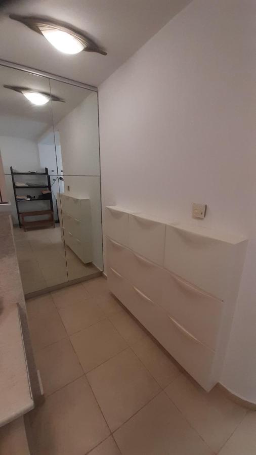 Villa Maria Louiza Near Airport Ártemida Kültér fotó