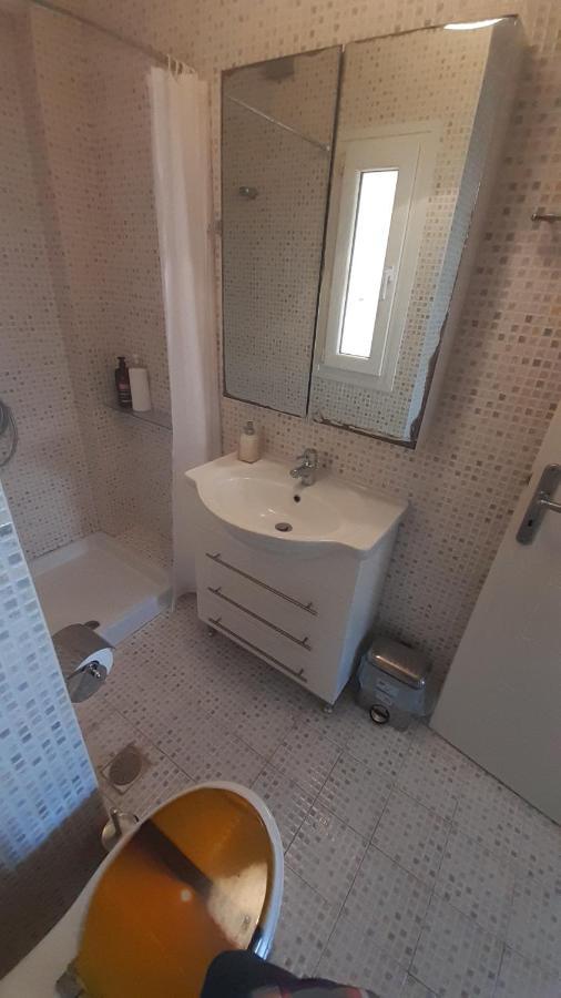 Villa Maria Louiza Near Airport Ártemida Kültér fotó