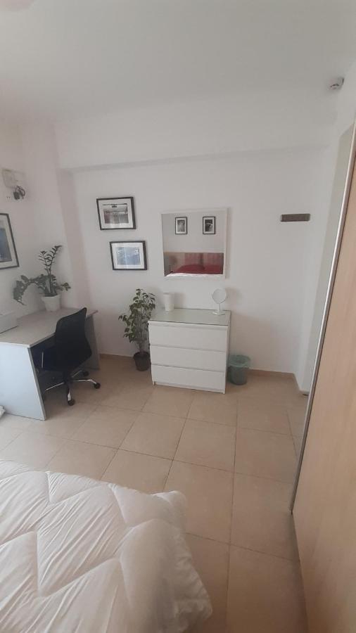 Villa Maria Louiza Near Airport Ártemida Kültér fotó