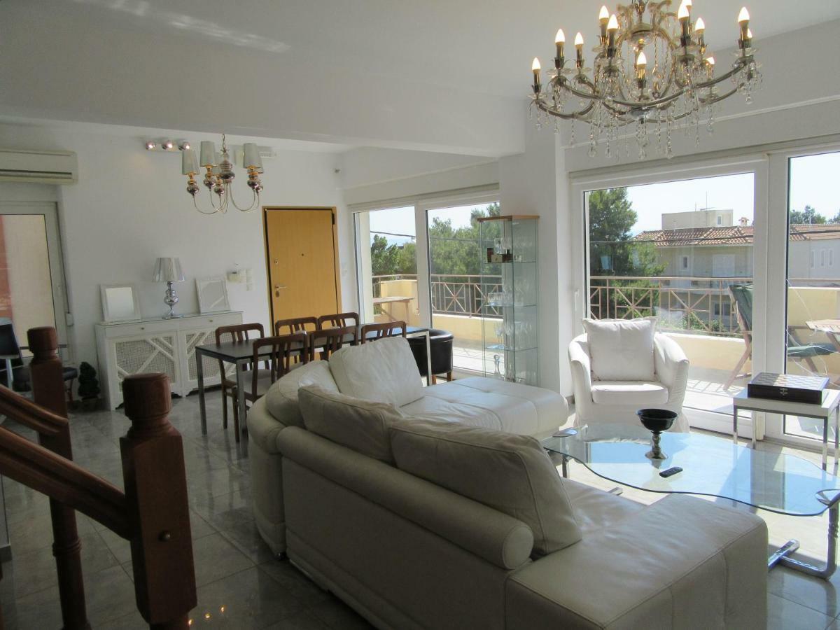 Villa Maria Louiza Near Airport Ártemida Kültér fotó