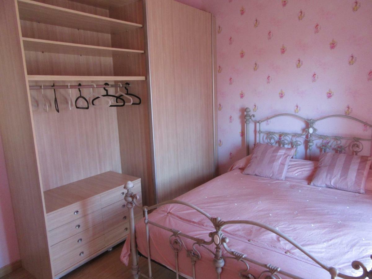 Villa Maria Louiza Near Airport Ártemida Kültér fotó