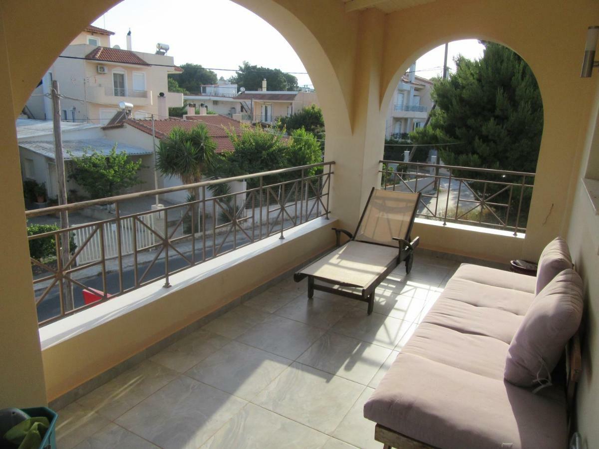 Villa Maria Louiza Near Airport Ártemida Kültér fotó